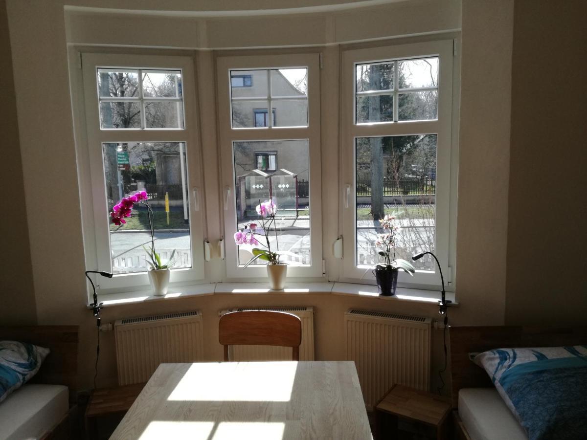 Auestrasse 94A Hotel Glauchau Buitenkant foto